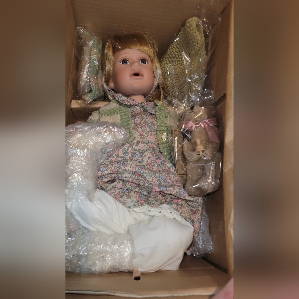 Yesterdays Child Boyds Collection Porcelian Doll-
